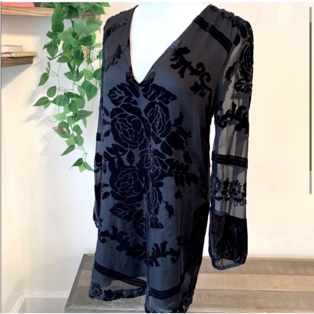 Staring at Stars Dress - Picture 2 of 5